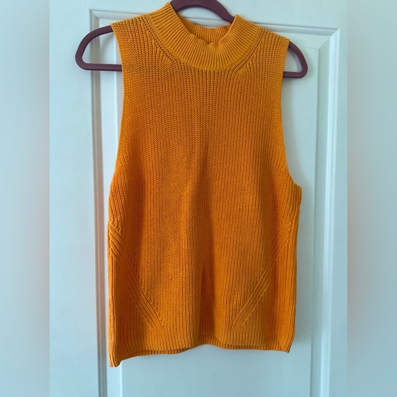 LOFT Sweaters - 🔥🌞LOFT Vibrant Orange Sleeveless Knit Top